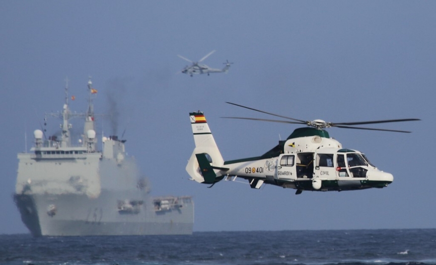 En la exhibición participaron tres helicópteros del Servicio Aéreo, incluido este Airbus Helicopters AS365N3 “Dauphin”. (Julio Maíz)