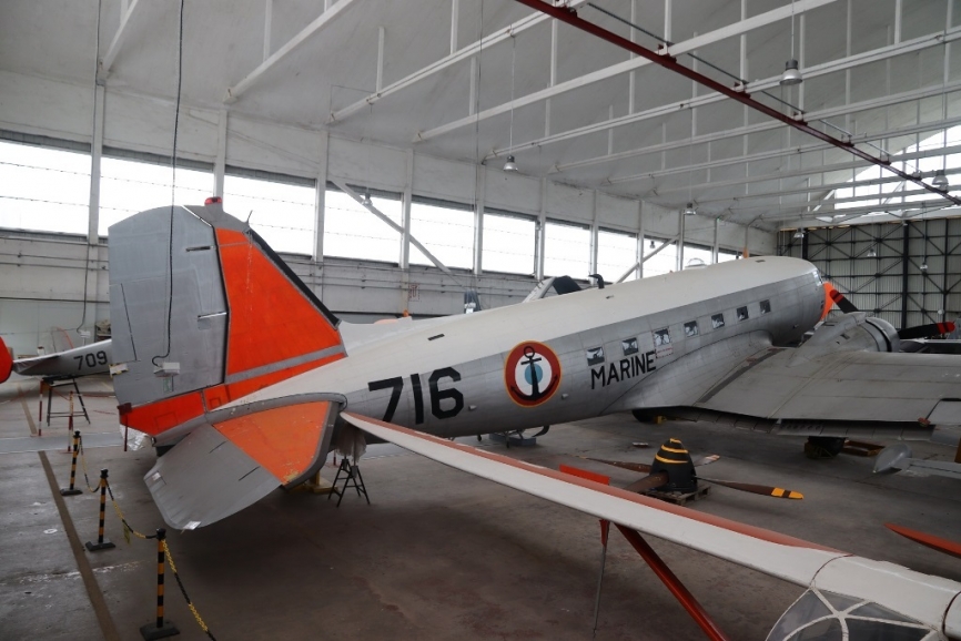 El avión más grande del museo es este clásico Douglas C-47 “Dakota”.