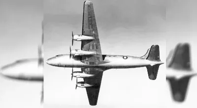 Douglas C-54D, DC-4. 