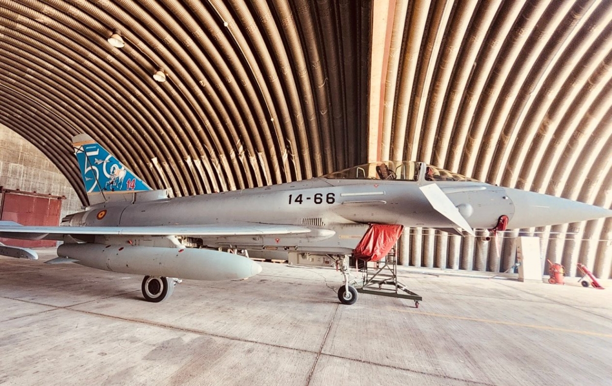 El Eurofigther C.16-66 lleva en su cola el anagrama del 50 aniversario del Ala 14.  (Foto Ala 14)