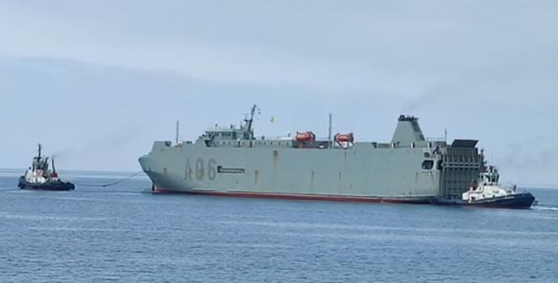 El BTL Ysabel saliendo de Cartagena.