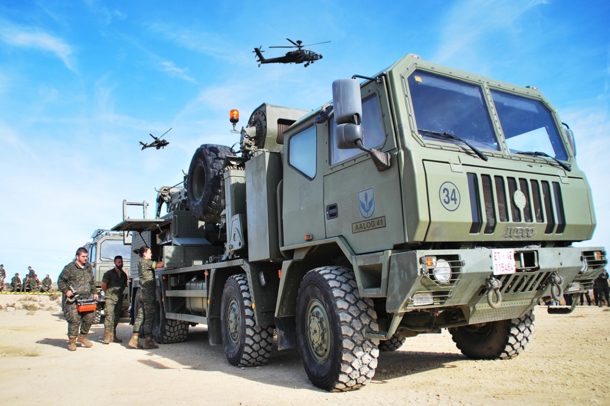Camin Iveco de la AALOG 21 (Ejrcito de Tierra)
