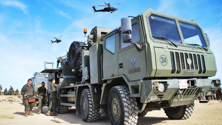 Camin Iveco de la AALOG 21 (Ejrcito de Tierra)